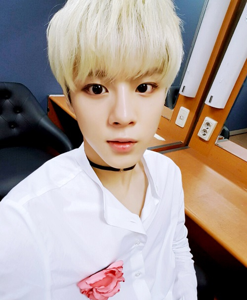 사진. 업텐션 공식 트위터