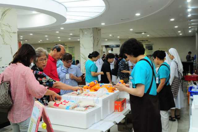 포항성모병원은 14일 치유의 정원에서 
