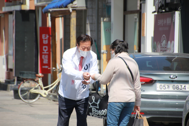 이한성 무소속 후보