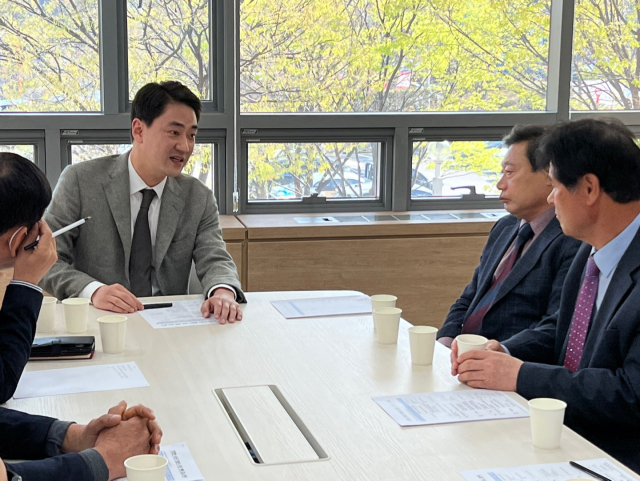 최재훈 달성군수가 28일 오전 군청에서 