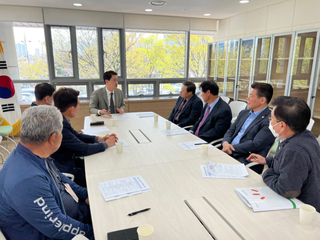 최재훈 달성군수가 28일 오전 군청에서 