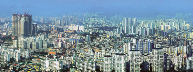 대구 수성못 상공에서 본 대구 전경. 김태형 기자 thk@imaeil.com