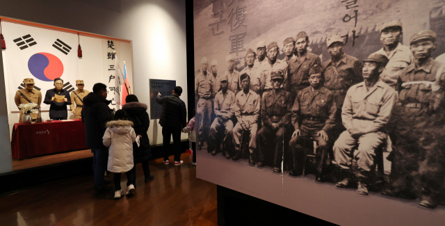 천안 독립기념관을 찾은 시민들. 연합뉴스