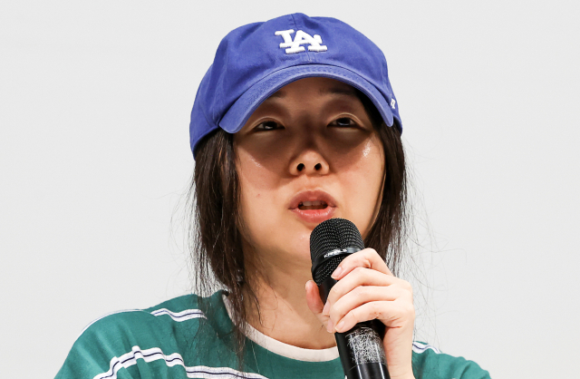 국힙 원탑` `팬클럽 대표냐` 민희진 `막말 회견`에 갑론을박 - 매일신문